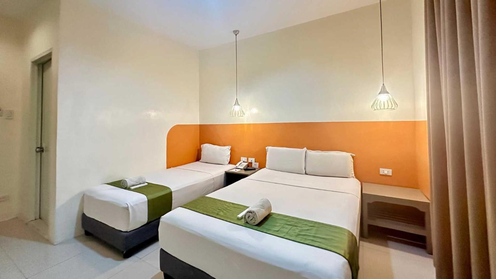 Travelbee Capitol Inn Cebu Exterior foto
